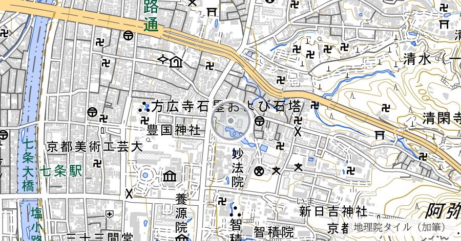 馬町空襲の地（京都で最初の空襲とされる東山・馬町の戦災記録）の位置を示す地図